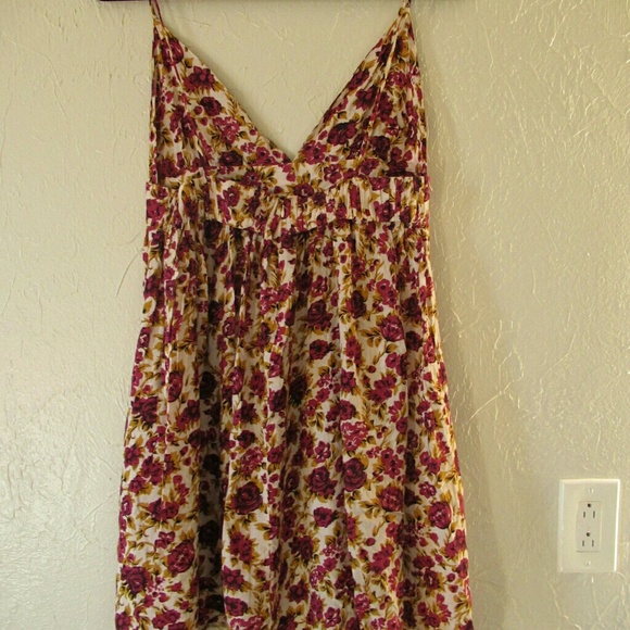 NOVELLA ROYALE MISS MAE DRESS IN WINE ROSE - Picture 4 of 8